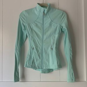 Lululemon (Define) Jacket - Slim fit Size 2